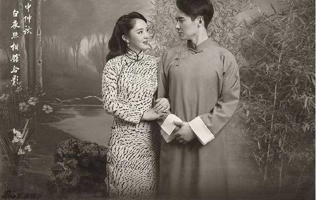 
明星家庭的民国风照片 孙俪温馨 杨颖搞怪 只有他们家最美！“十大外围足球平台app”(图9)