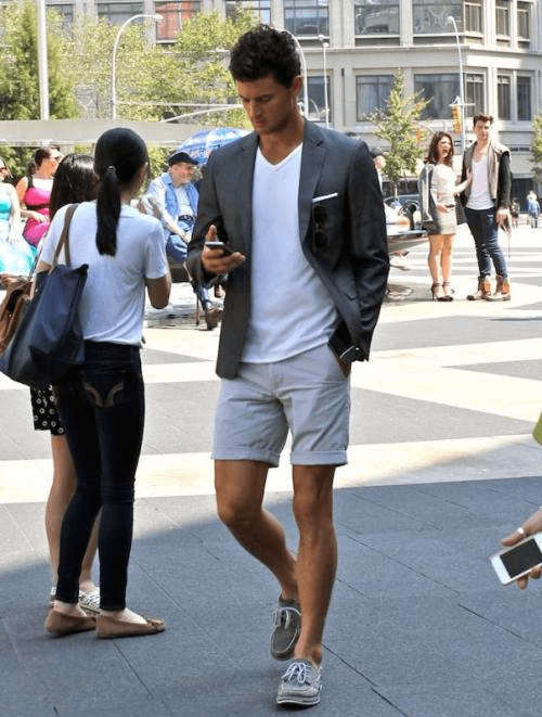 *
短裤搭配好了 女人叫你型男！搭配欠好唤你作“姐妹”|十大外围足球平台app(图9)